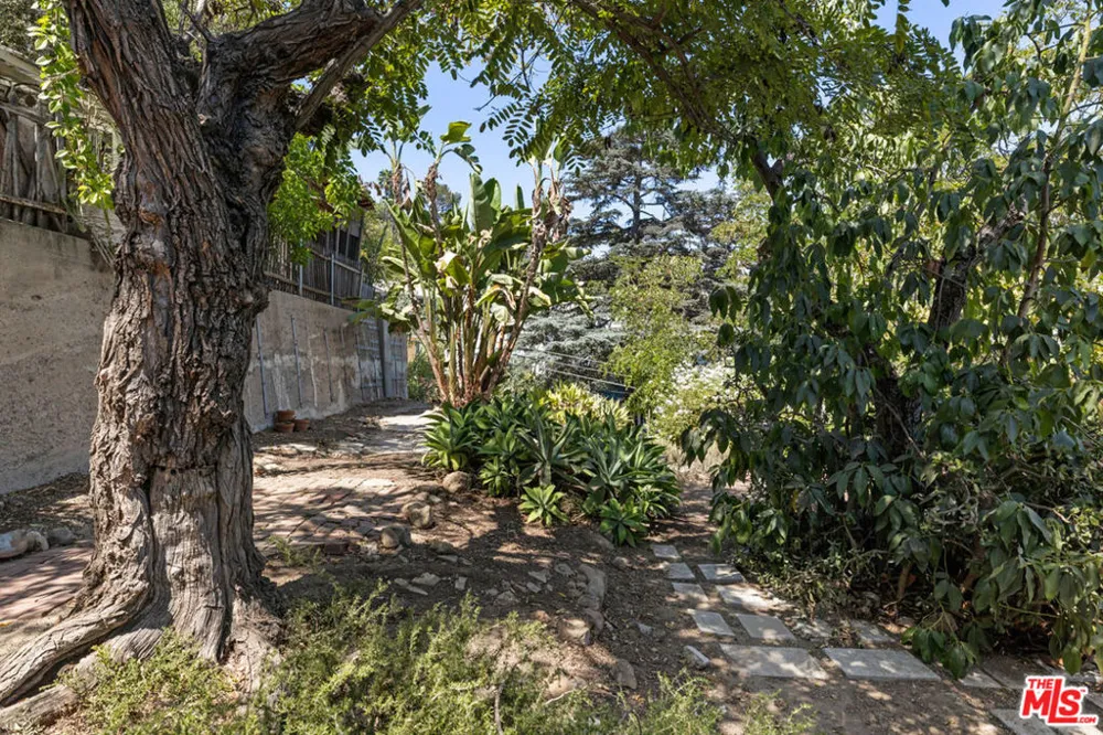 1627 Fargo Street Los Angeles, CA 90026
