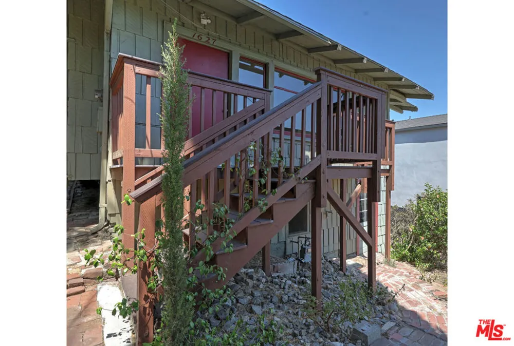 1627 Fargo Street Los Angeles, CA 90026