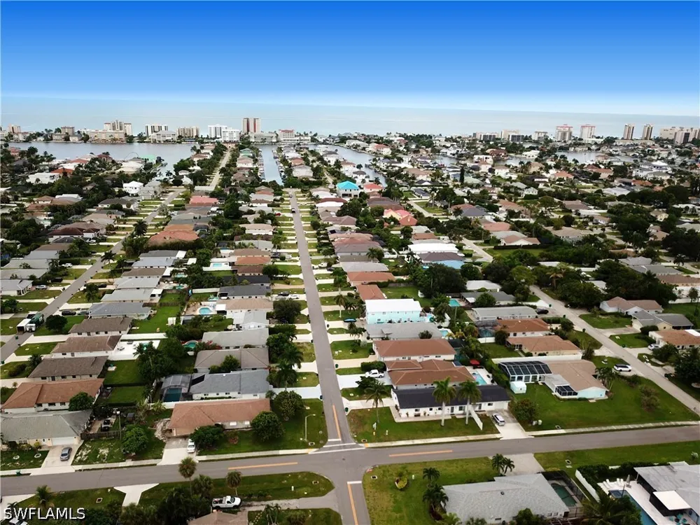 99th Avenue Naples, FL 34108