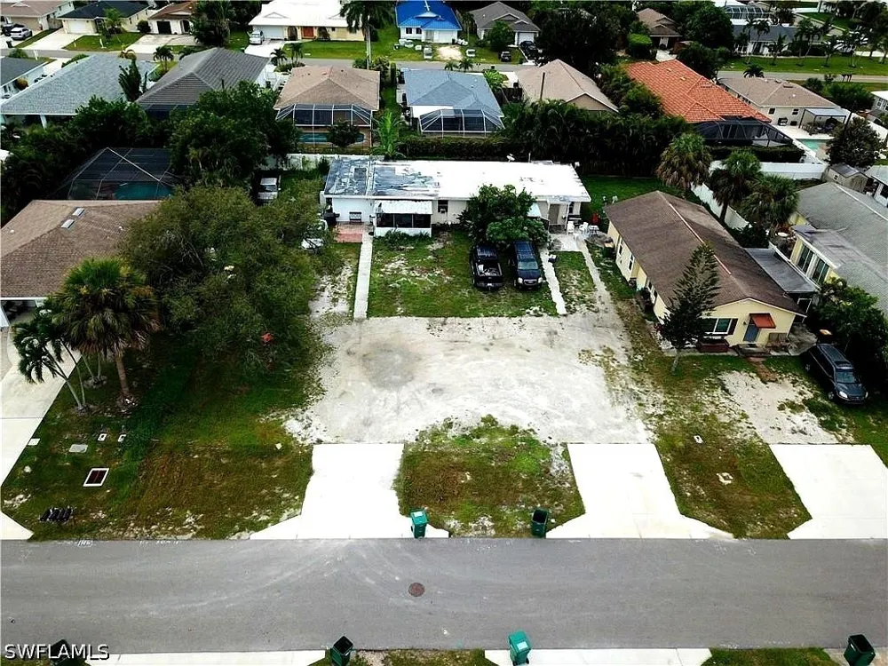 99th Avenue Naples, FL 34108