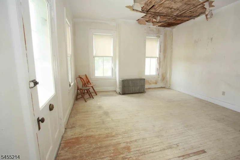 8 High St Stanhope, NJ 07874
