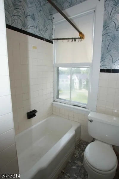 8 High St Stanhope, NJ 07874