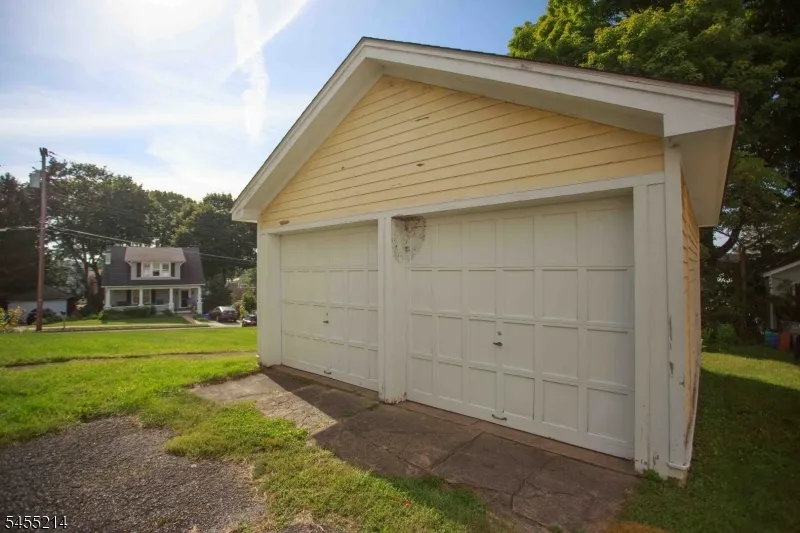 8 High St Stanhope, NJ 07874