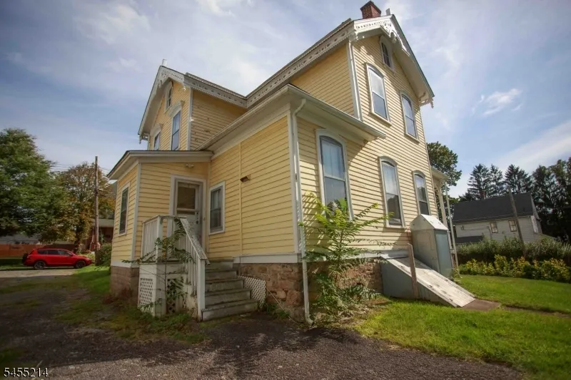 8 High St Stanhope, NJ 07874