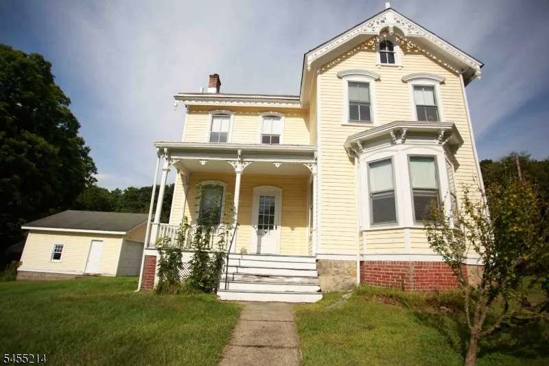 8 High St Stanhope, NJ 07874