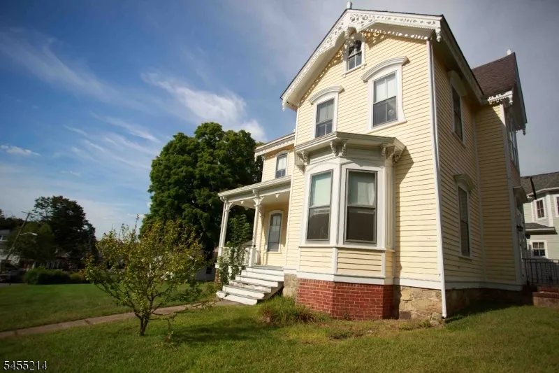 8 High St Stanhope, NJ 07874