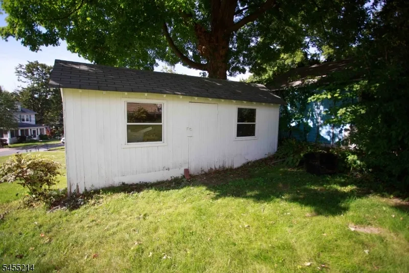 8 High St Stanhope, NJ 07874