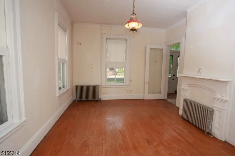 8 High St Stanhope, NJ 07874
