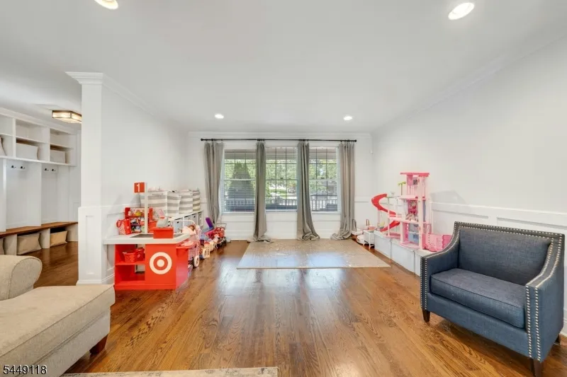163 Woodward Ave Rutherford, NJ 07070