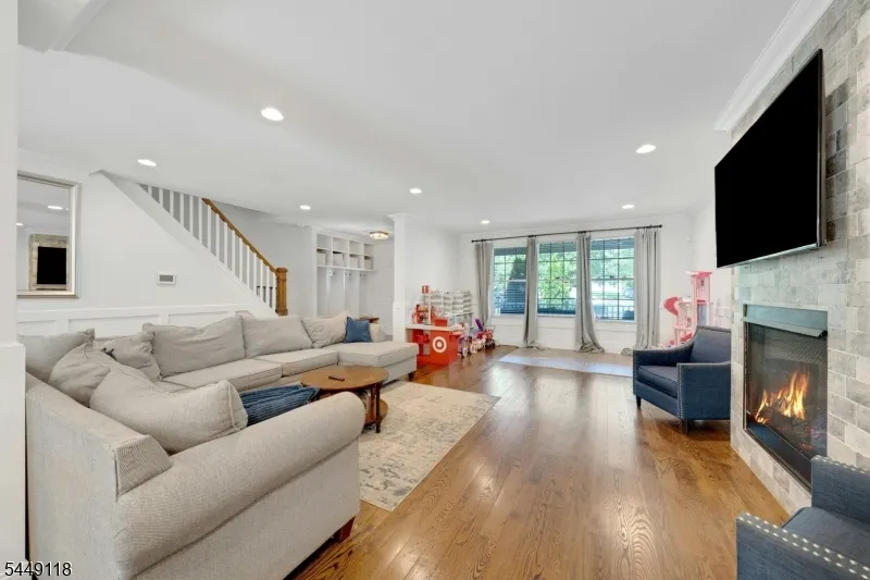 163 Woodward Ave Rutherford, NJ 07070