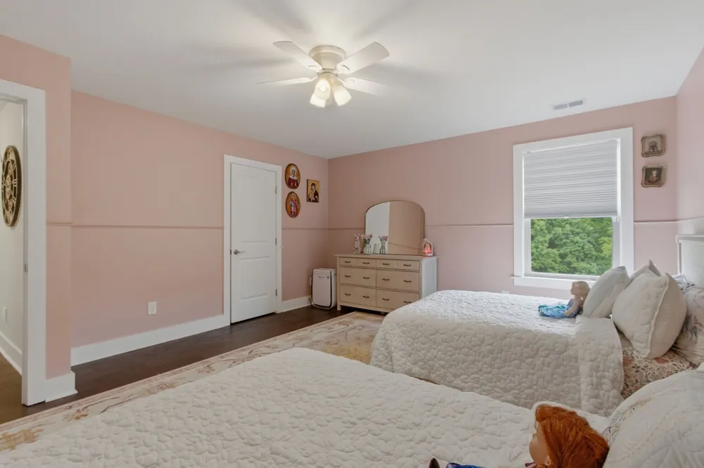 2214 Chaucer Park Ln Thompsons Station, TN 37179