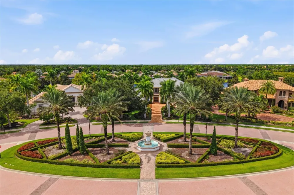 17226 SALERNO DRIVE Bradenton, FL 34202
