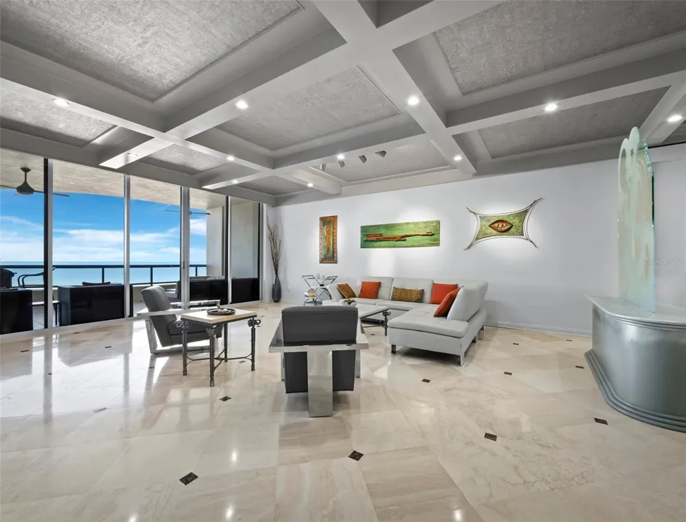 415 L AMBIANCE DRIVE #D306 Longboat Key, FL 34228