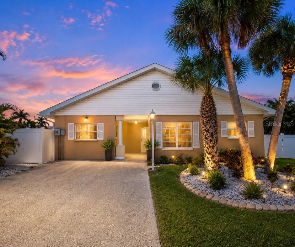 210 84TH STREET Bradenton Beach, FL 34217