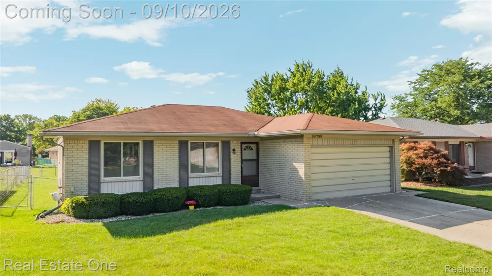 39739 Dorian Drive Sterling Heights City, MI 48310