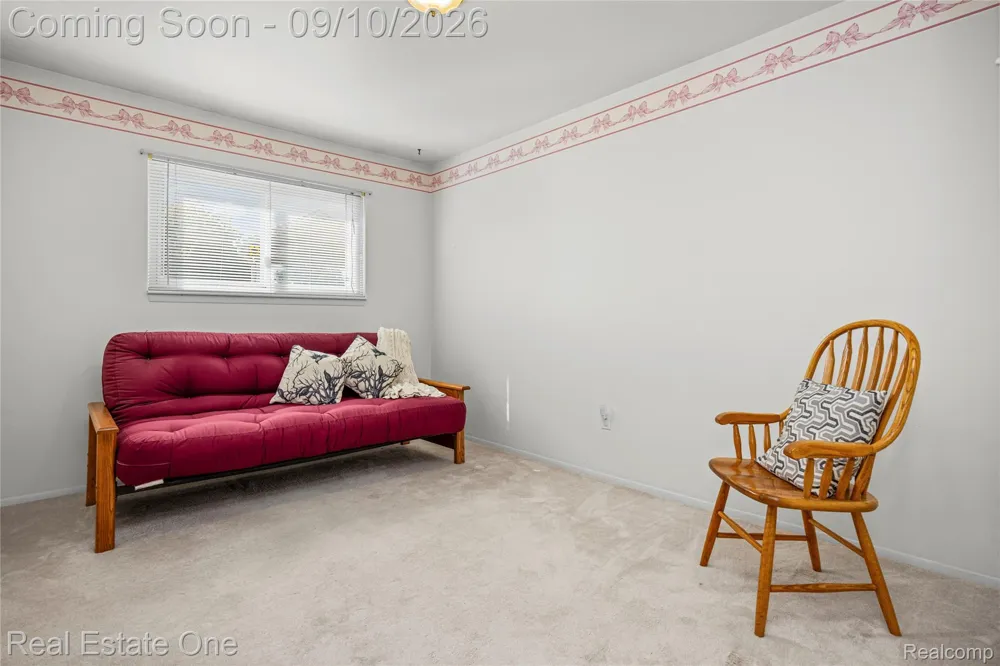 39739 Dorian Drive Sterling Heights City, MI 48310