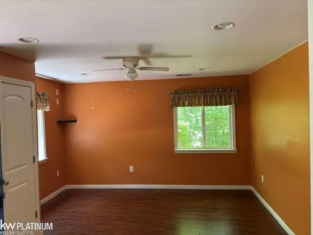9083 Island Drive Clay Township, MI 48001