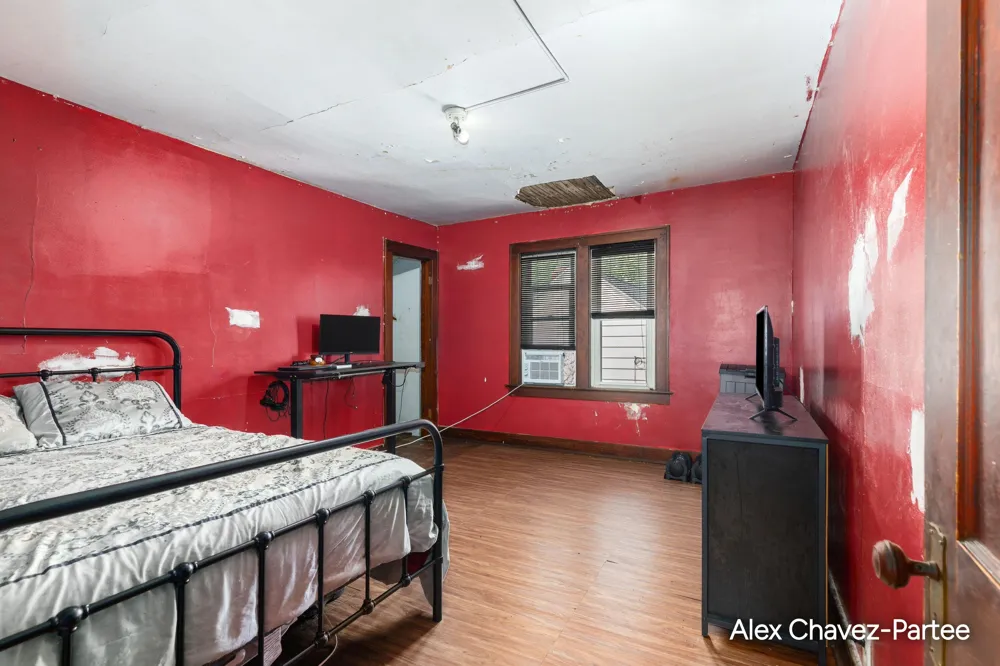 1933 Alba Avenue SW Wyoming City, MI 49509
