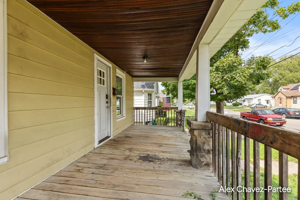 1933 Alba Avenue SW Wyoming City, MI 49509