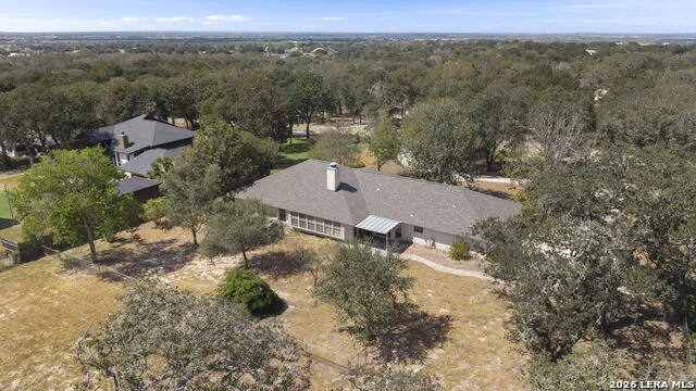360 BEAR RIDGE DR La Vernia, TX 78121