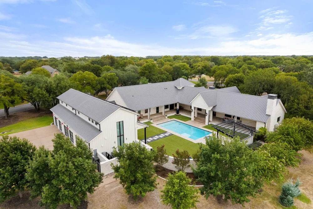 2025 Running Creek Drive Salado, TX 76571