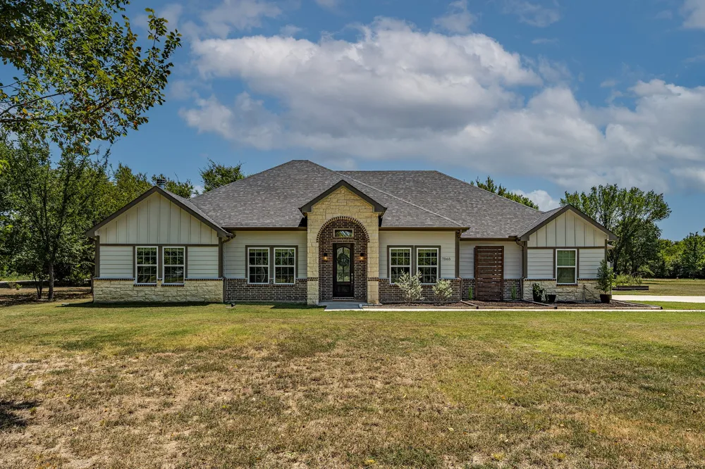 7565 Caddo Creek Road Quinlan, TX 75474