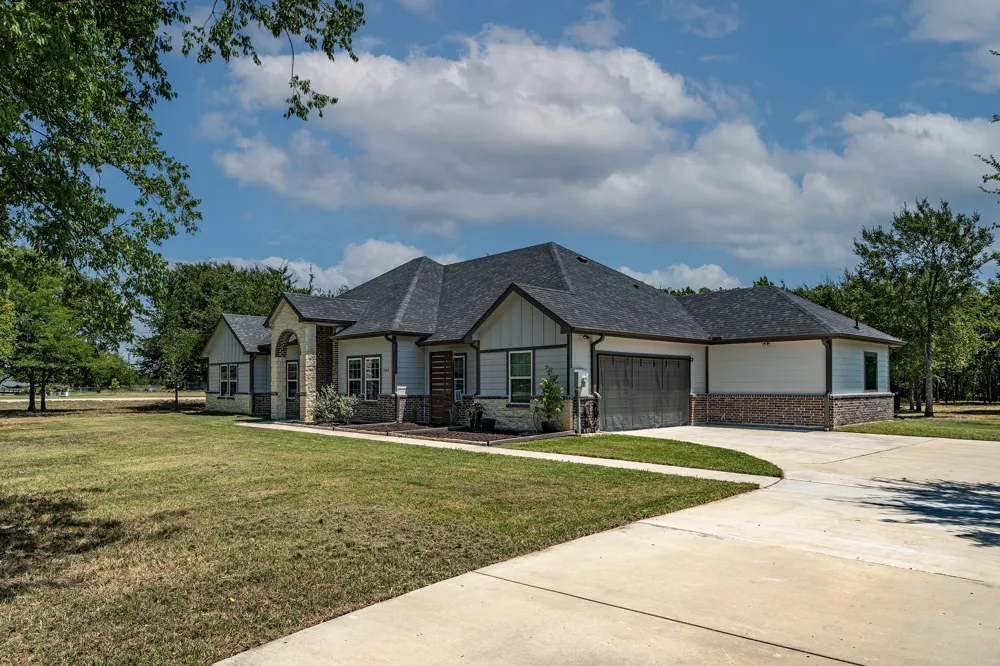 7565 Caddo Creek Road Quinlan, TX 75474