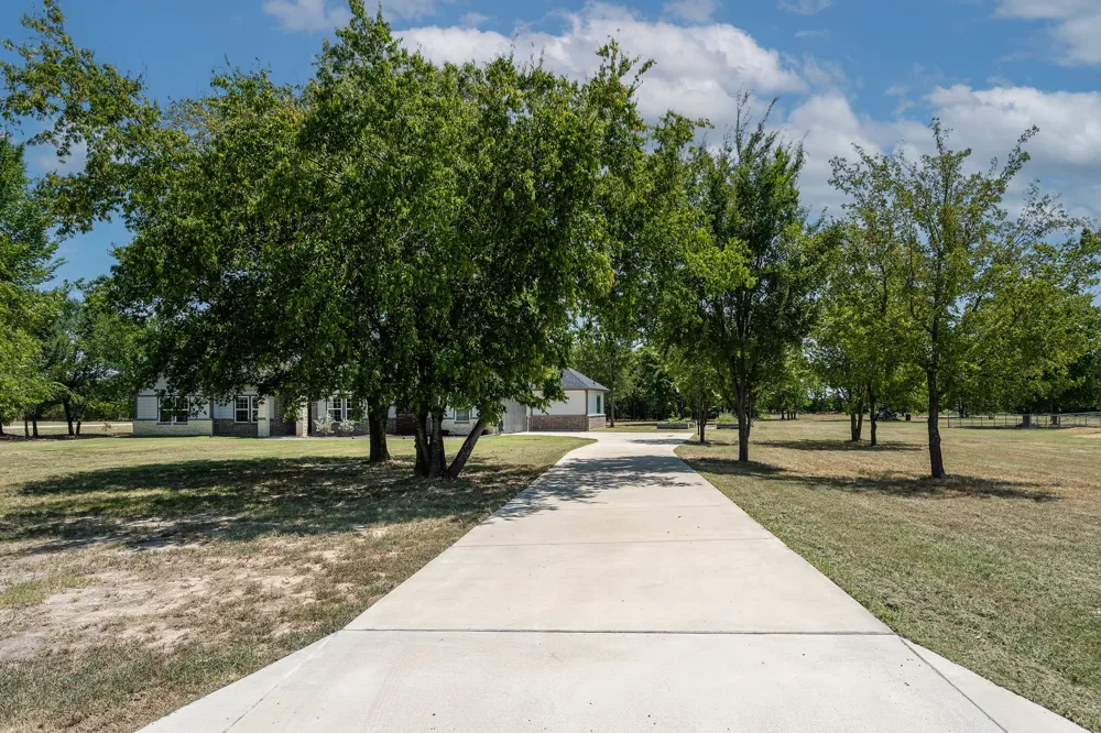 7565 Caddo Creek Road Quinlan, TX 75474