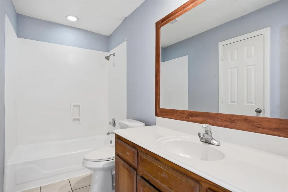 609 Race Street #A Crowley, TX 76036
