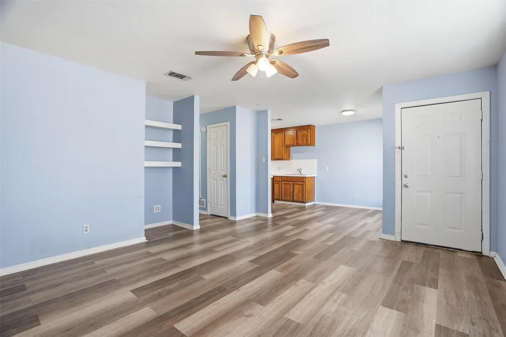 609 Race Street #A Crowley, TX 76036