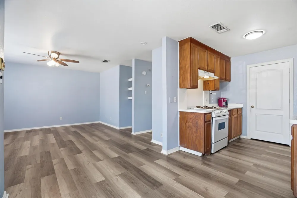 609 Race Street #A Crowley, TX 76036