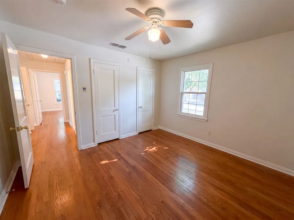 3802 Poinsettia Drive Dallas, TX 75211