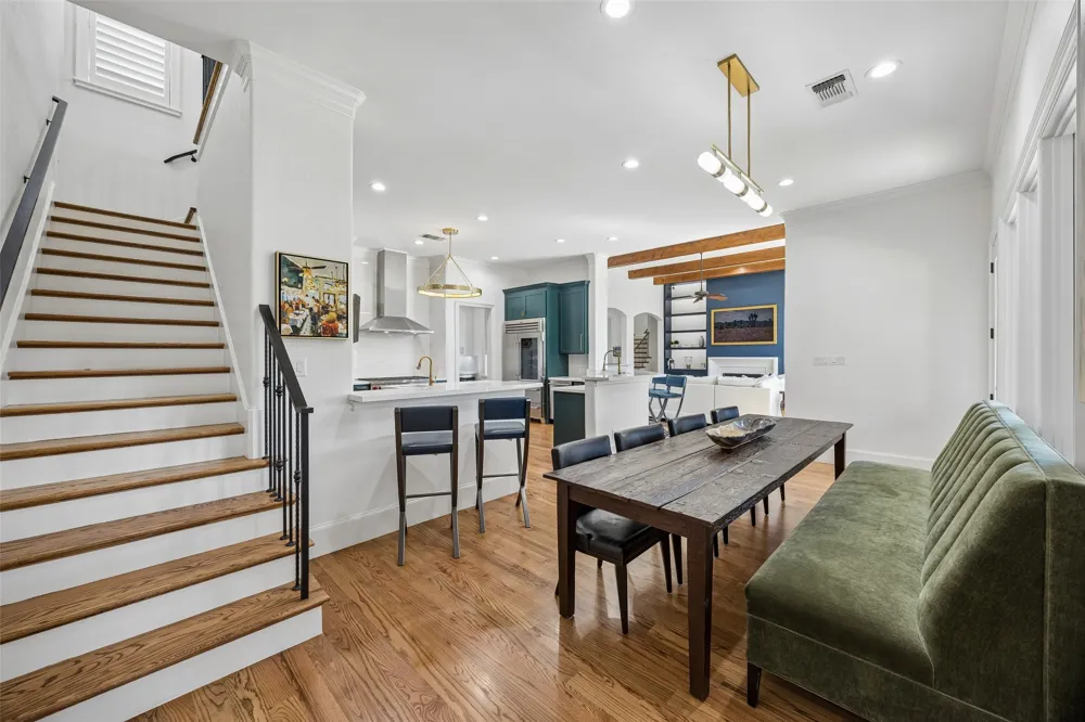 6130 Lavendale Avenue Dallas, TX 75230