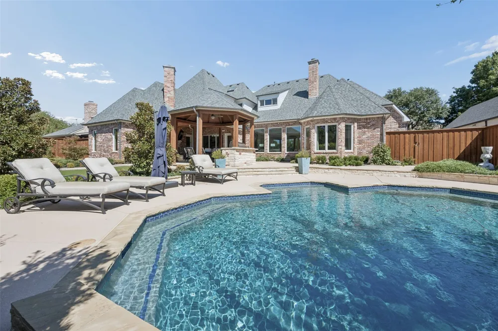 6130 Lavendale Avenue Dallas, TX 75230