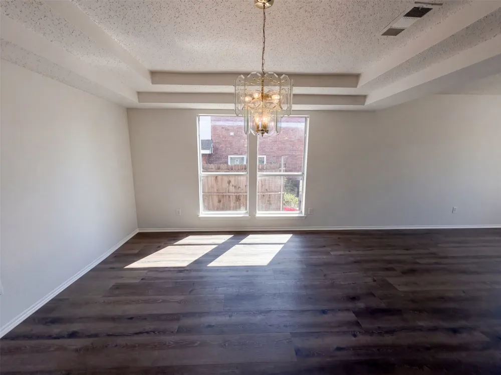 213 Cozy Lane Cedar Hill, TX 75104