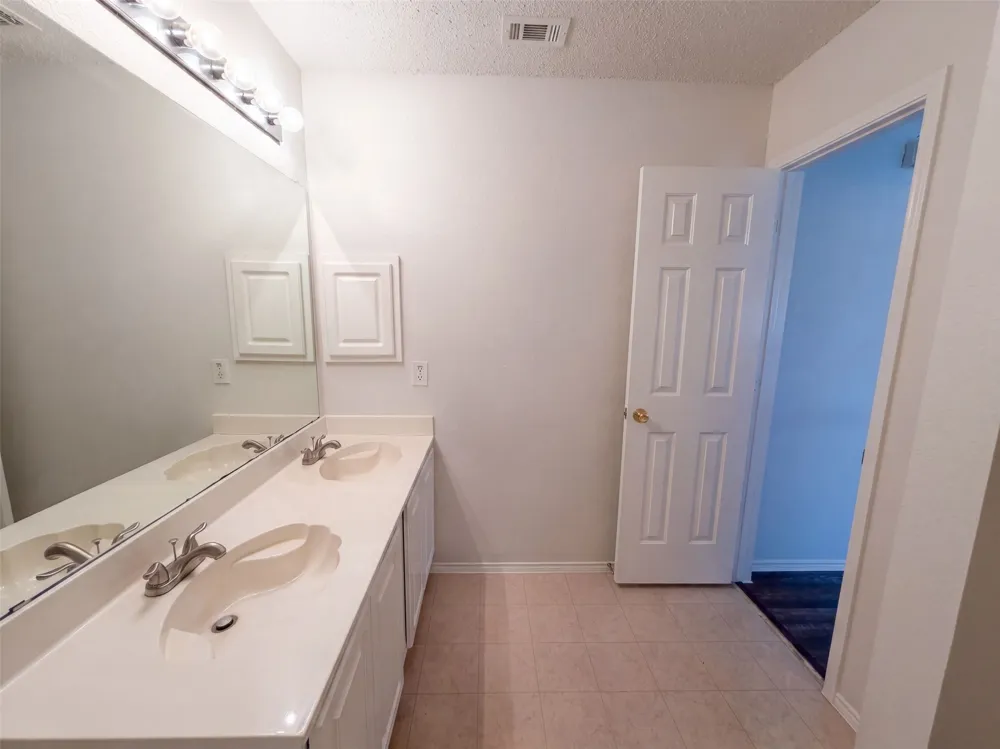 213 Cozy Lane Cedar Hill, TX 75104