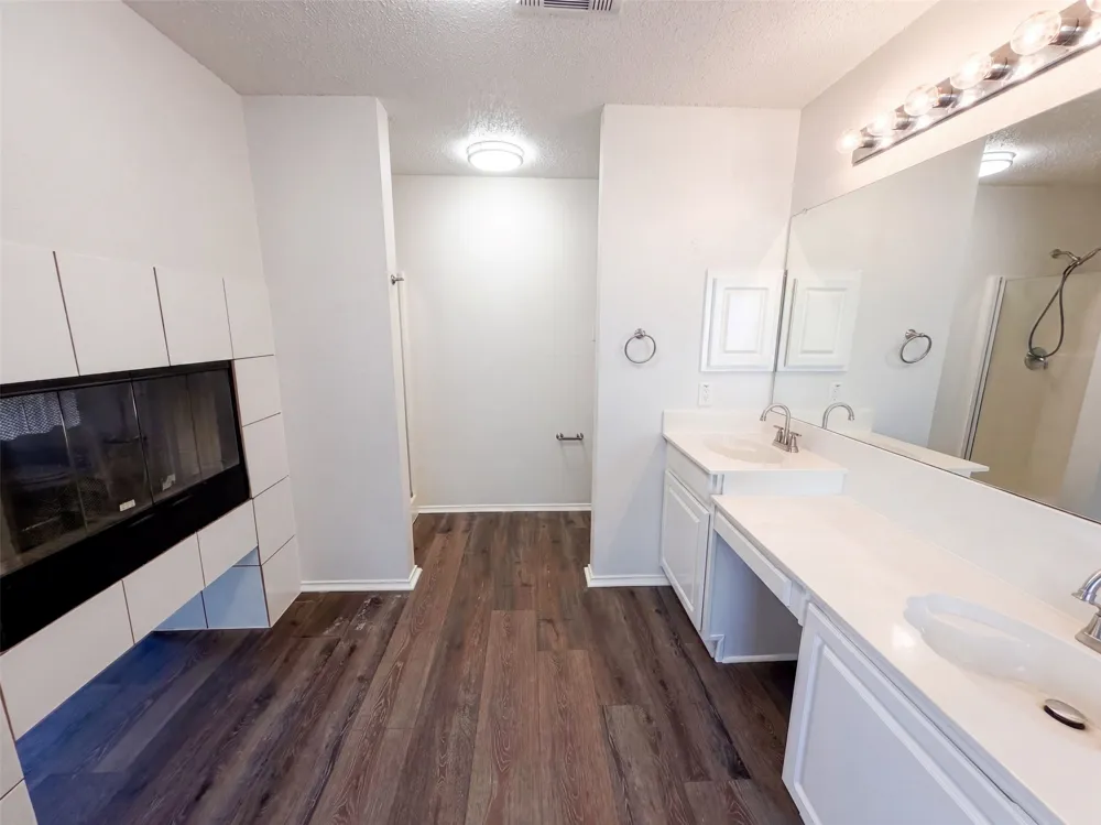 213 Cozy Lane Cedar Hill, TX 75104