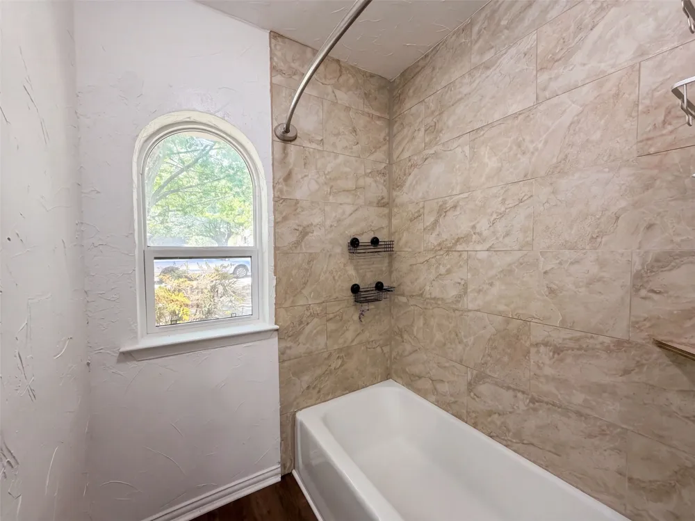 604 Todd Court Burleson, TX 76028