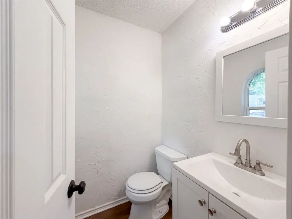 604 Todd Court Burleson, TX 76028