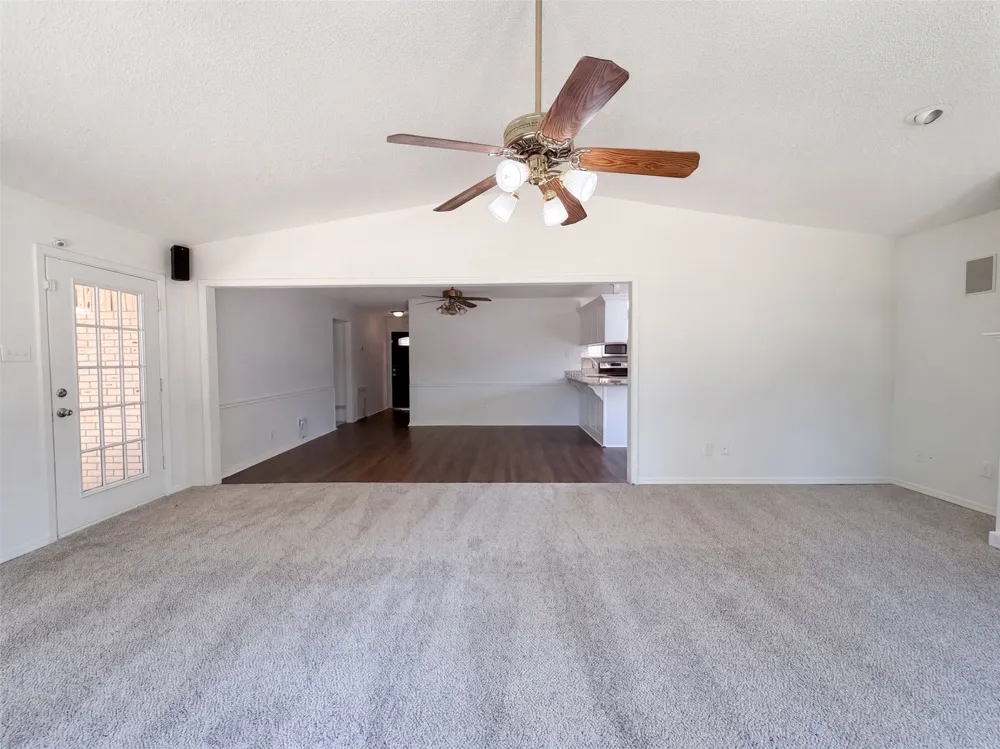 604 Todd Court Burleson, TX 76028