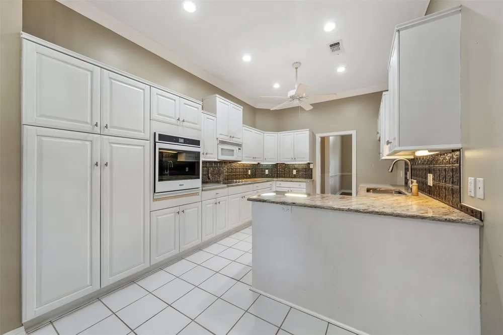 602 Paloma Tyler, TX 75703