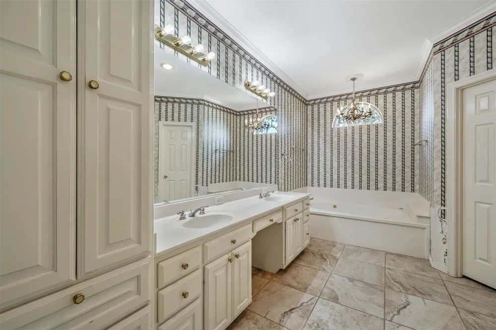 602 Paloma Tyler, TX 75703