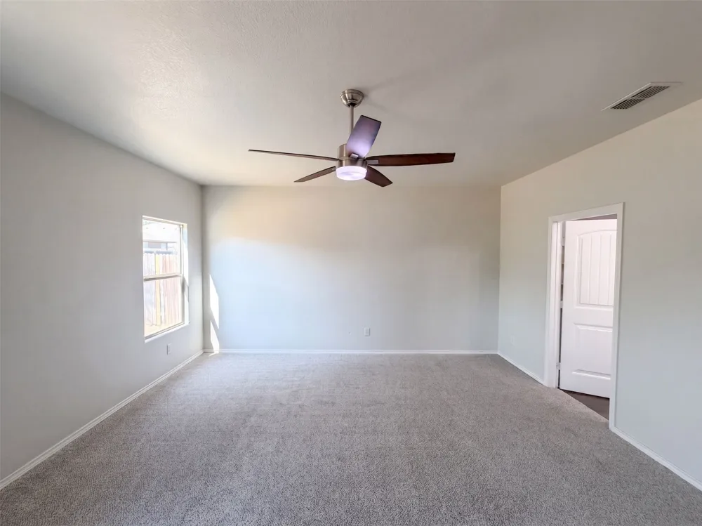 625 River Rock Drive Azle, TX 76020