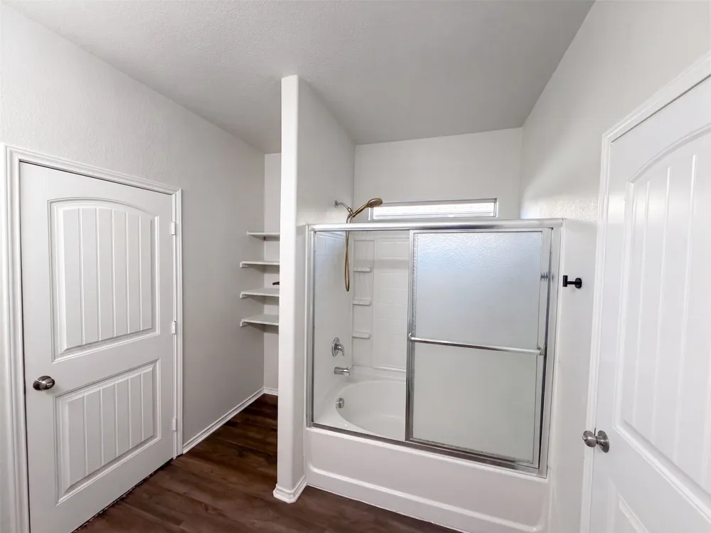 625 River Rock Drive Azle, TX 76020