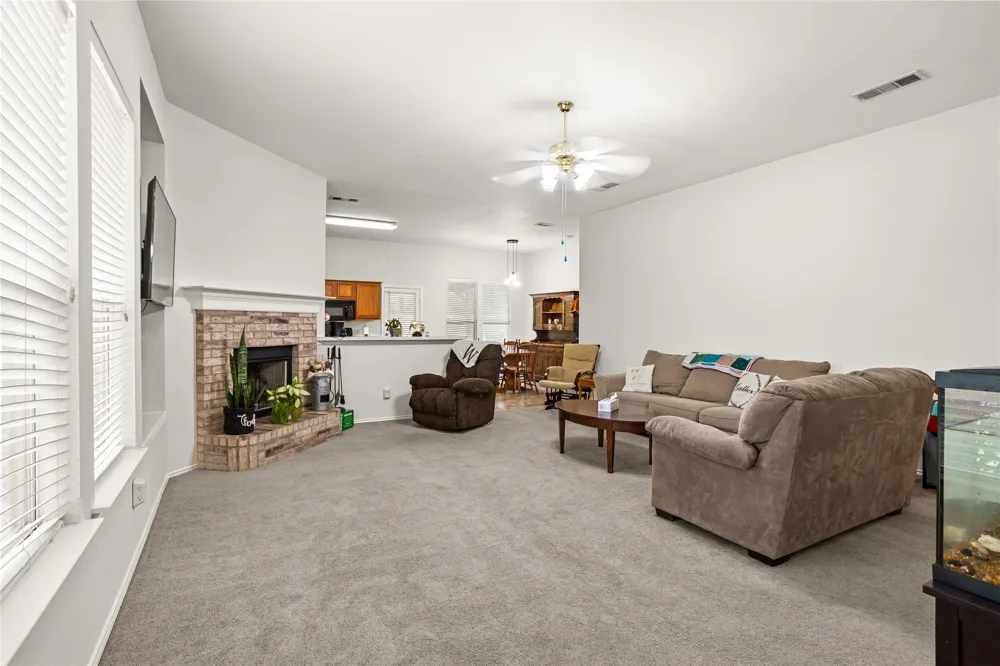 2127 Coelum Court Dallas, TX 75253
