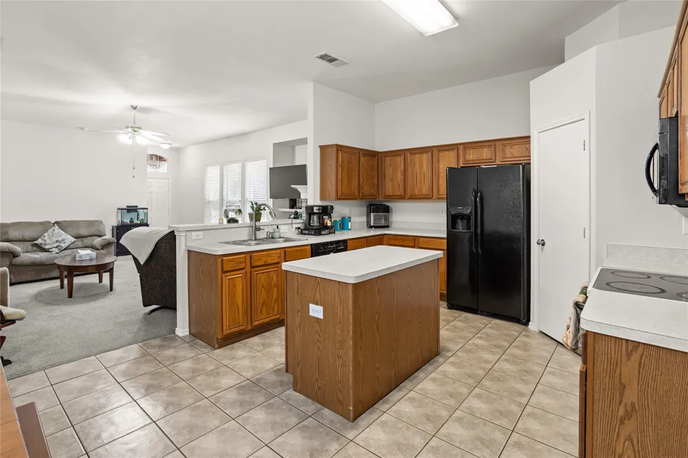 2127 Coelum Court Dallas, TX 75253