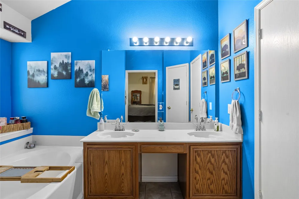 2127 Coelum Court Dallas, TX 75253