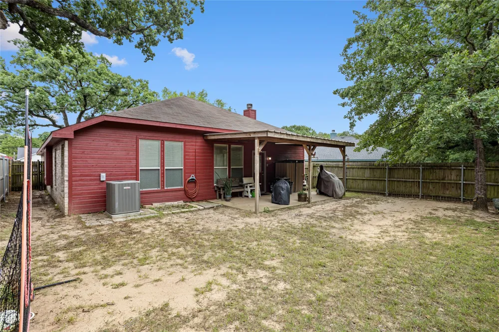 2127 Coelum Court Dallas, TX 75253