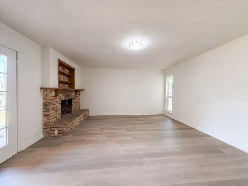 2002 Wilderness Trail Grand Prairie, TX 75052
