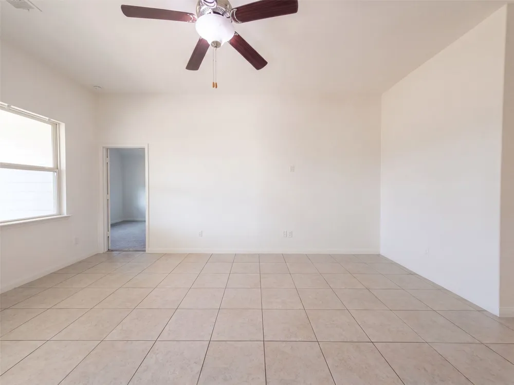 4101 Tower Lane Crowley, TX 76036